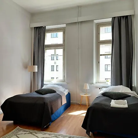 Kotimaailma - Keskustanelioe - Haemeenkatu 2 *